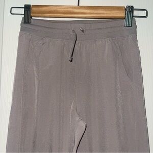 Zella Girl Lightweight Sweatpants Pockets Size S (7/8)